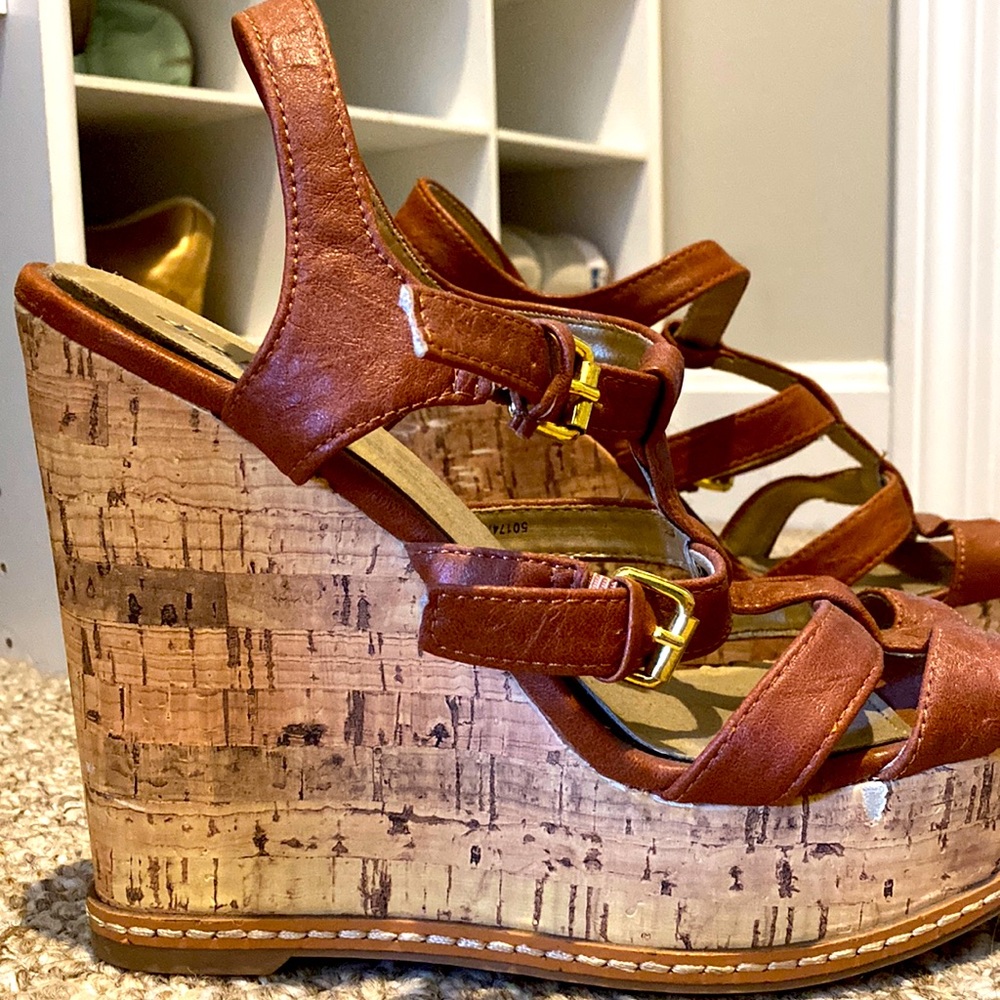 Wedge shoes, only worn a few times, good condition